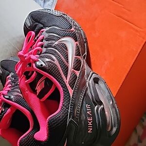 Nike sneakers size 10